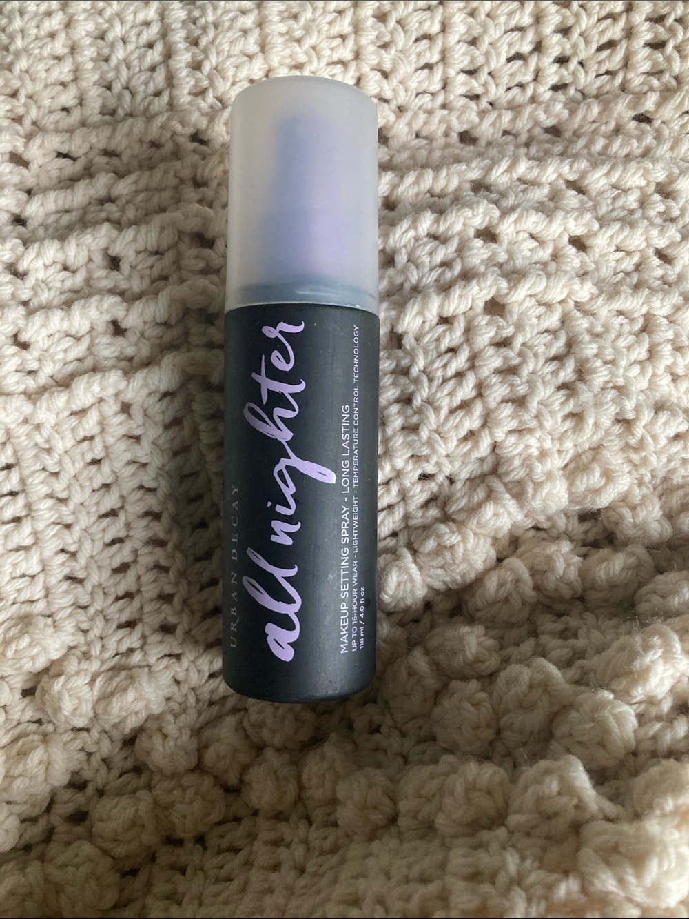 Urban Decay All Nighter Setting Spray - Black with Purple Script